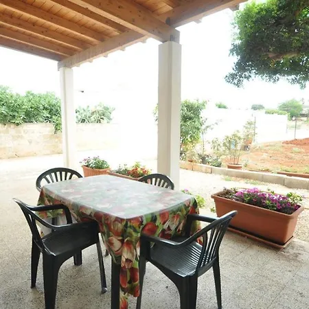 Ferienhaus Le Case Di Tilde Torre Suda